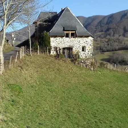 La Maison D'alice Mandailles-Saint-Julien
